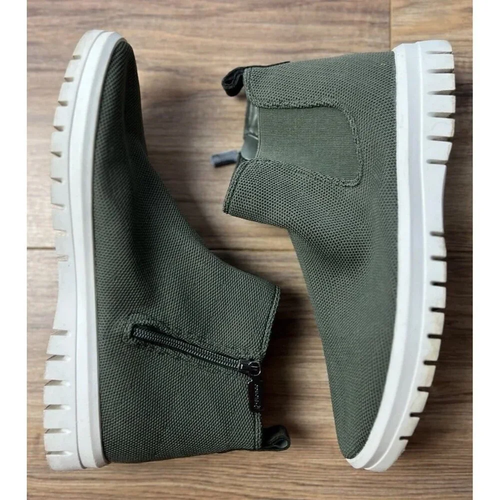 Blondo Olive Green Ankle Chelsea Boots Zip Waterproof Knit Size 8.5 Women’s